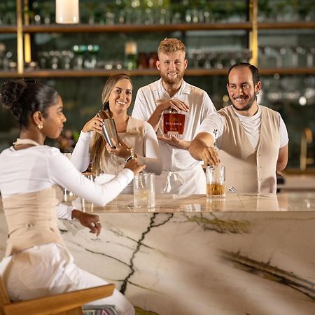 Ette Luxury Hotel & Spa Four Corners Екстер'єр фото The bar at the hotel