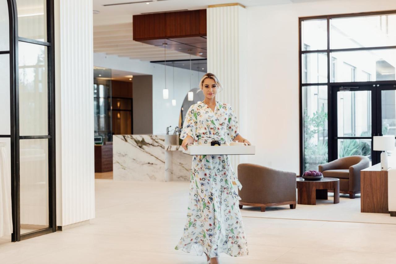 Ette Luxury Hotel & Spa Four Corners Екстер'єр фото A hotel butler