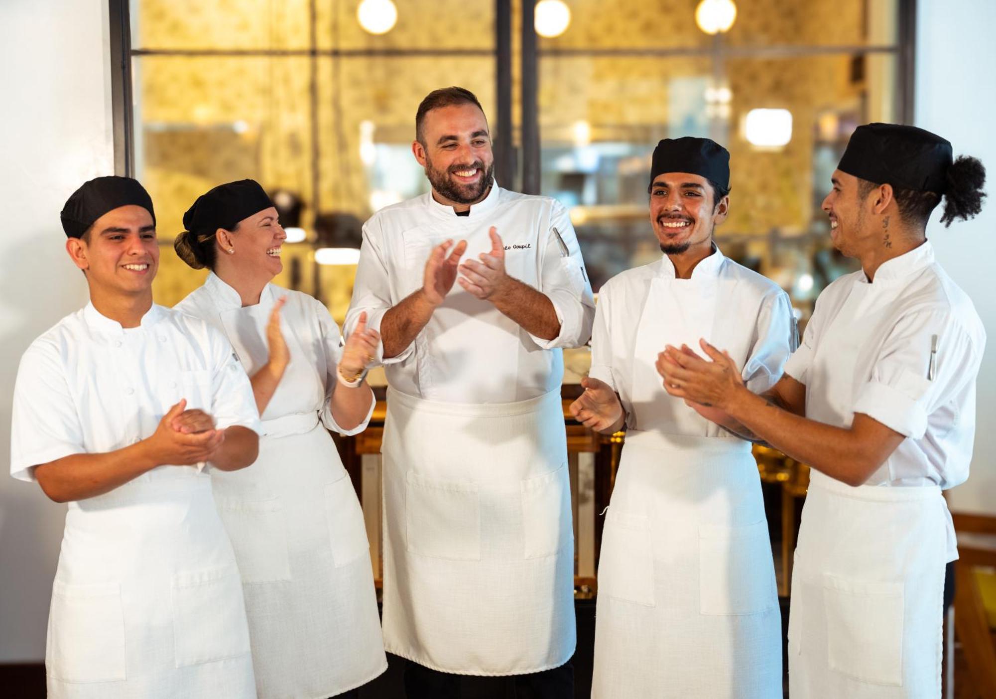 Ette Luxury Hotel & Spa Four Corners Екстер'єр фото Chef and his team